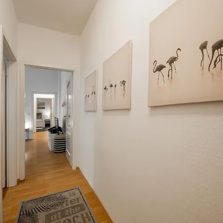 Grosse Altstadtwohnung Im Zentrum Mit Balkon - Super Lage Maagdenburg Buitenkant foto